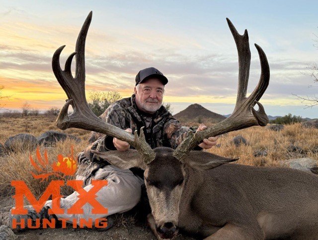 Trophy Sonoran mule deer with MX Hunting Company